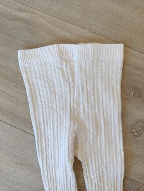 Dievčenské pančušky, 98