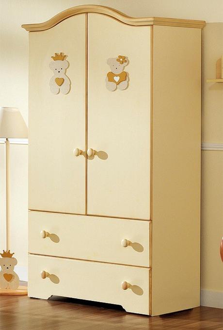 Taliansky masivny nabytok,