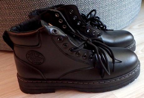 Členkové čierne topánky, 43