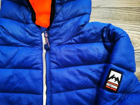 Zimna bunda, v. 158, reserved,158