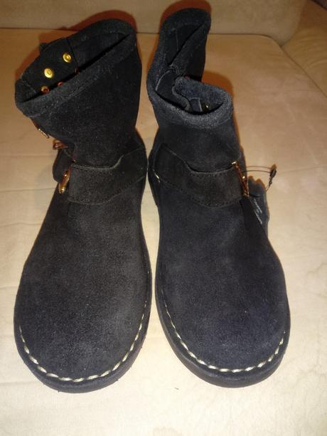 Prechodne kozene cizmy, 32