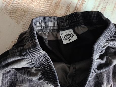 Športové nohavice šedé, 146