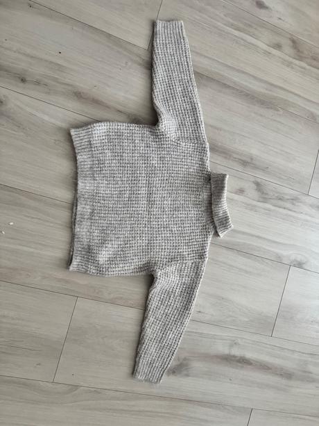 Svetrovy rolak reserved, reserved,116