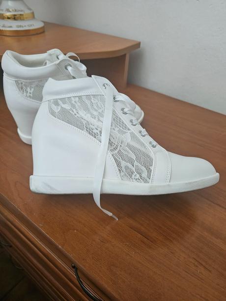 Luxusné kožené topánky - sneakery, 39