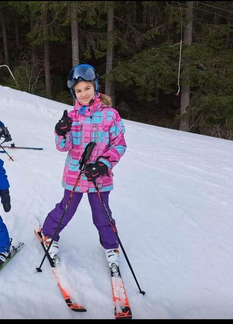 Lyziarska bunda, authority,158