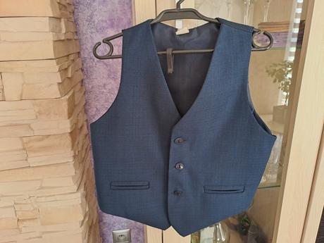 Vesta a nohavice, 122