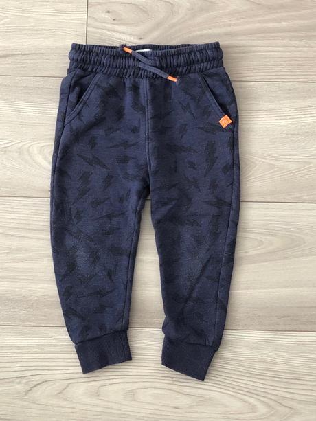 Zateplené tepláky, f&f,92