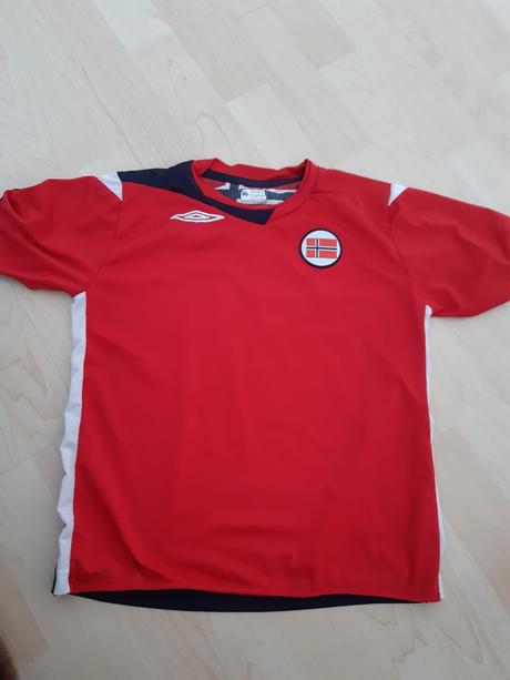 Umbro športove tričko 122, umbro,122