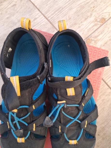 Keen sandale vel.39, keen,39