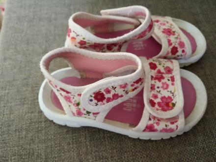 Sandalky, deichmann,23