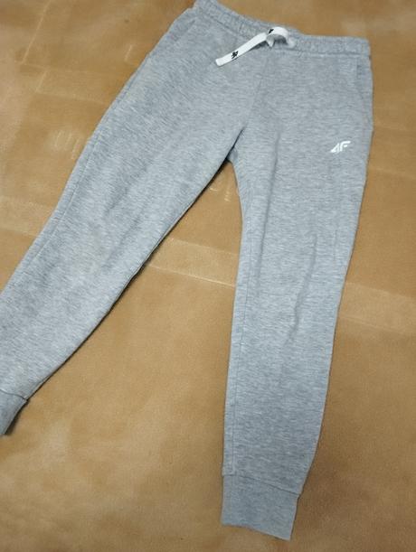 Tepláková súprava 4f, 128