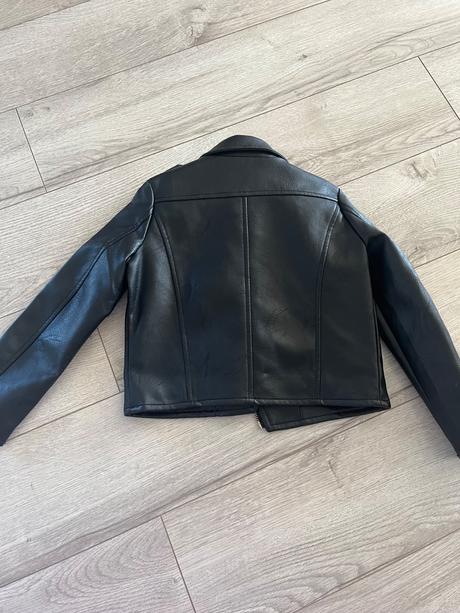 Krasna trendy koženková bunda, sinsay,110