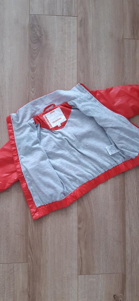 Prechodná bundička, 74