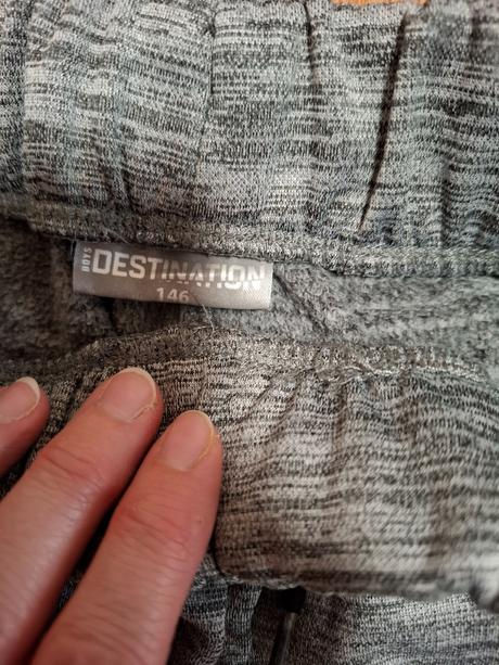 Tepláky (teplákové nohavice) 134/140 alebo 146, 146