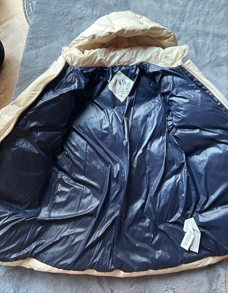 Funkčná páperová bunda, zara,140