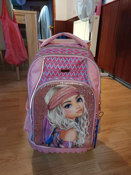 Top model školská taška na kolieskach, 