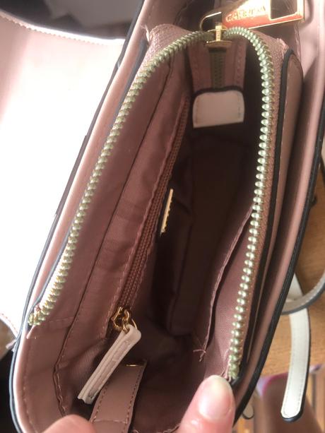 Kabelka/batoh, carpisa