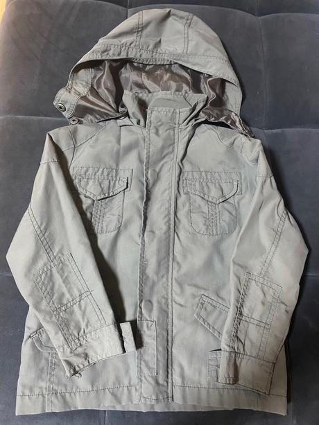 Jarný kabátik, 104