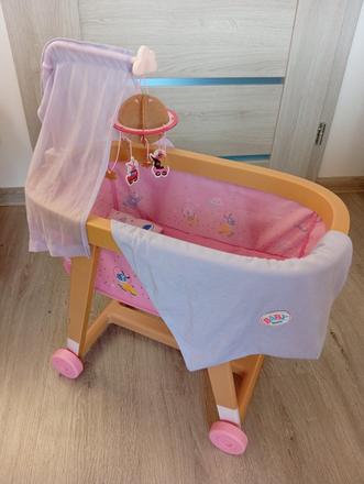 Postieľka baby born,