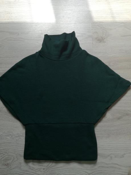 Rolák s netopierými rukávmi, s