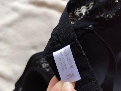 Cierna podprsenka 90/c, 90c