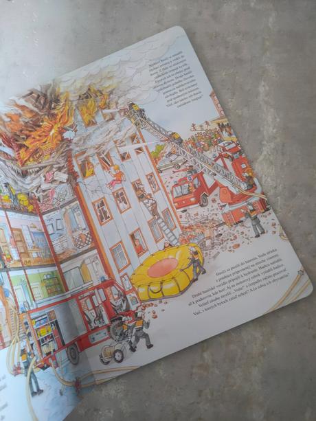 Veľká obrazková kniha hasiči, 