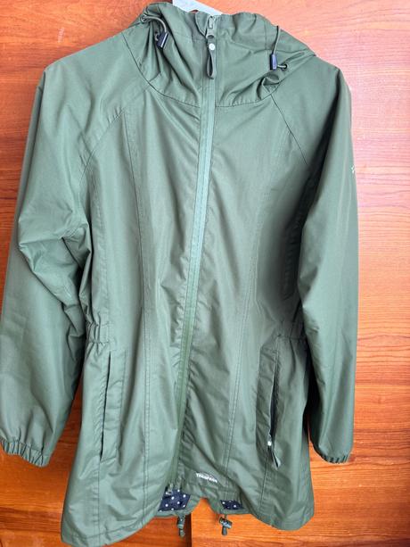 Trespass nepremokava bunda, 36