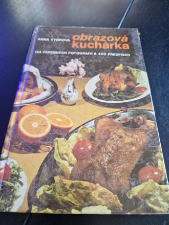 Kniha obrazová kucharka anna vydrová 345 strán.,