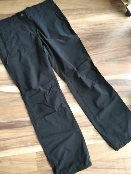 Turistické nohavice, 44