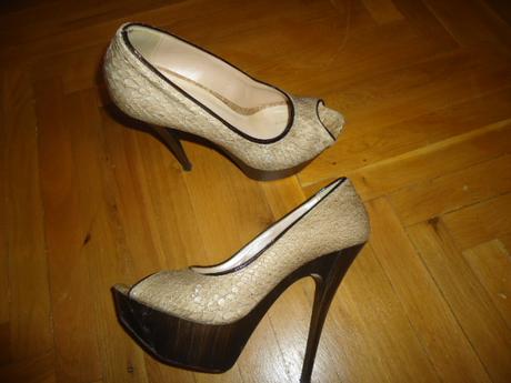 Lodičky na platforme, 38