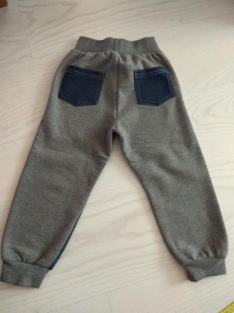 Riflové nohavice, 104