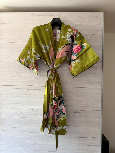 Satenovy zupan / kimono, l / m / s / xs