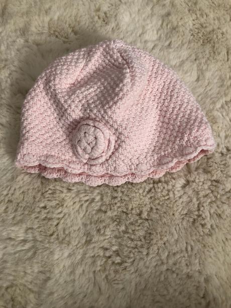 Čiapka next, next,62