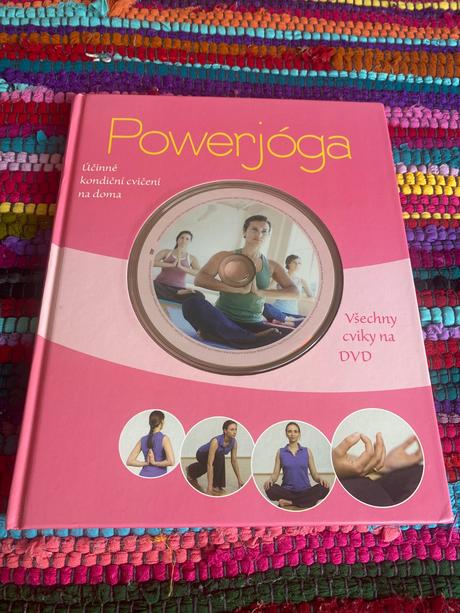 Kniha a dvd powerjoga kondiční cvičení na doma,