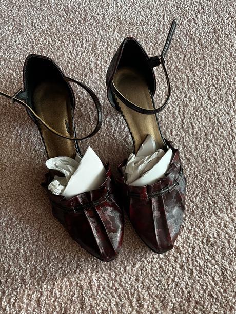 Topánočky na opätku, 35