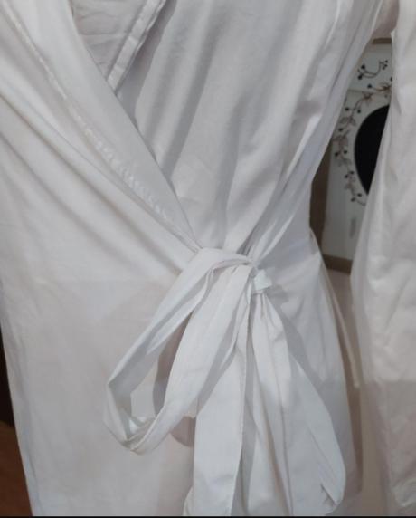 Asimetricka košeľa, 