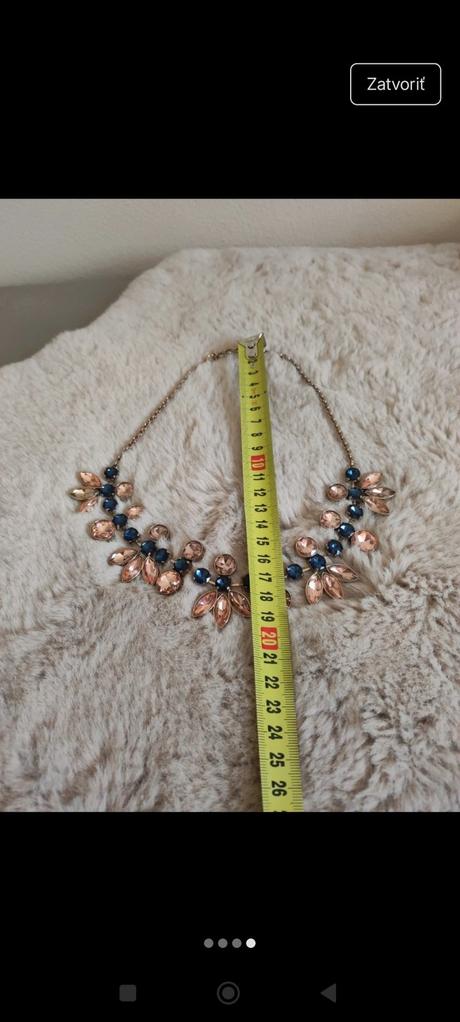 Dámsky náhrdelník, fossil