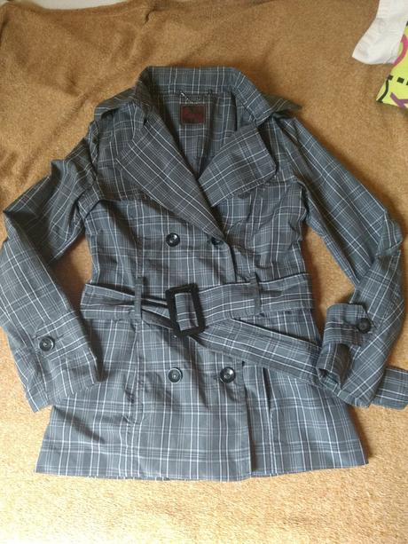 Elegantný plášť, m