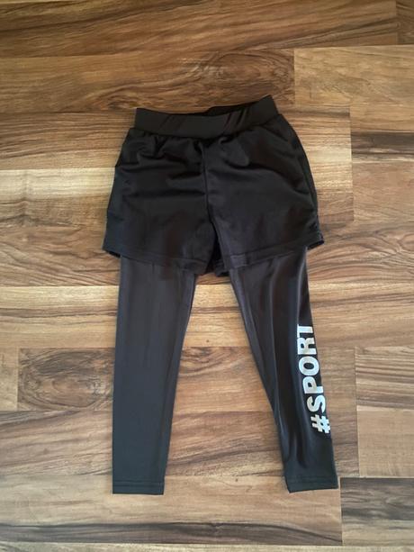 Legíny z kraťasami, 110