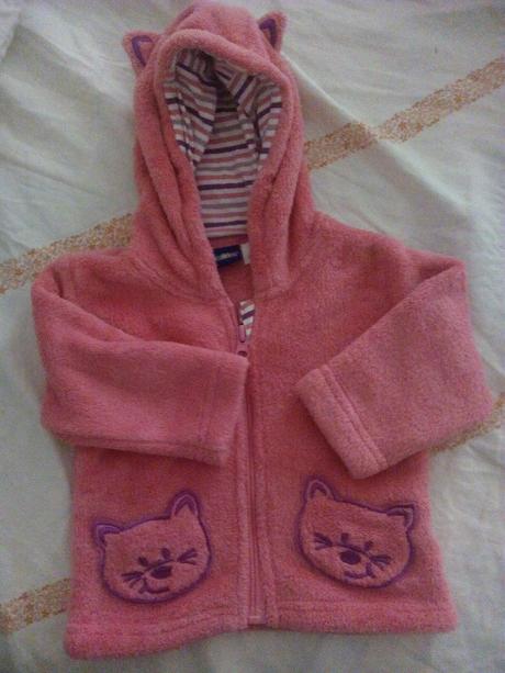 Mikinka s uškami, lupilu,62