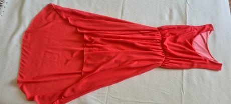 Ľahké letné šaty, 164