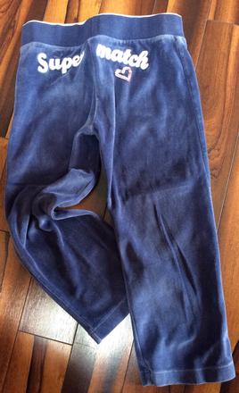 Velúrové teplaciky, 104