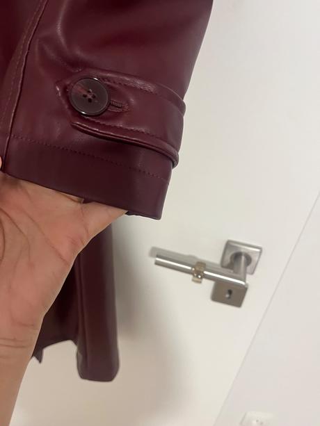 Kozenkovy trenckot farba visnova, stradivarius,s / xs