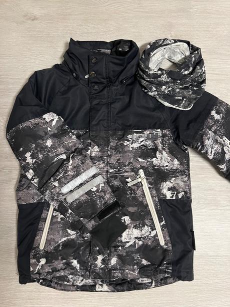 Zimná bunda_bez kapucne+tunel, lindex,140