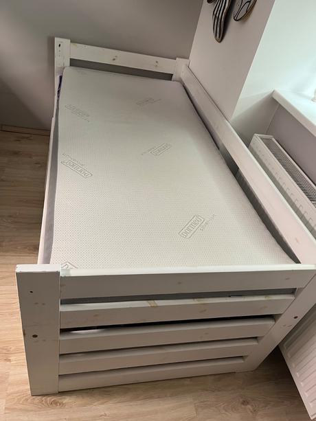 Detská posteľ, šírka (cm): 90,dĺžka (cm): 200