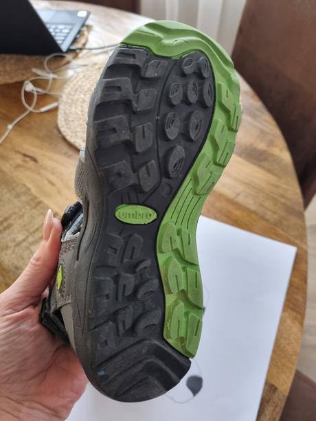 Sandále, umbro,33