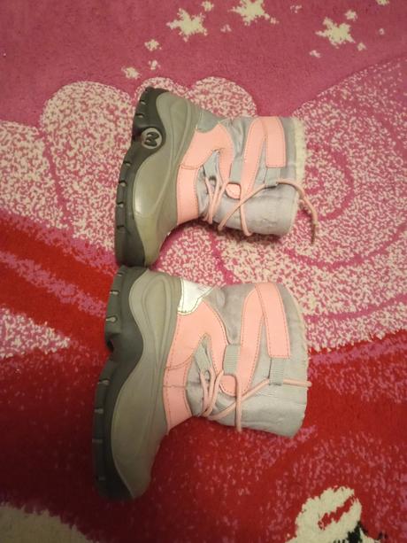 Nepremokave zimné čižmy, 23