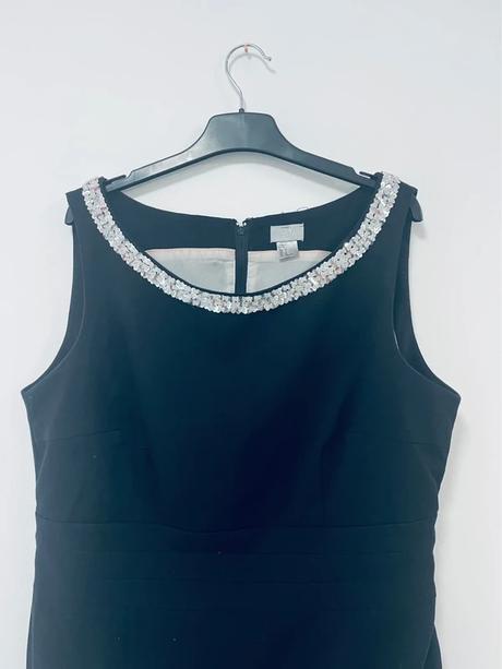 Čierne elegantné šaty h&m so strieborným výstrihom, h&m,46