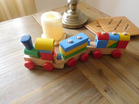 Drevený vláčik na nastrkovanie-18 častí, 