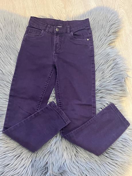 Dievčenské rifle fiaľové (134), 134